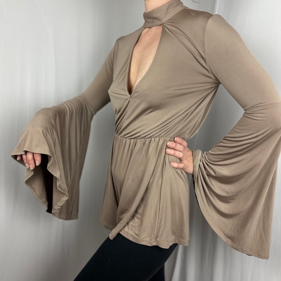 Tan Romper Bell bottom sleeve 70s party dress onesie jumpsuit catsuit shorts - Picture 5 of 8